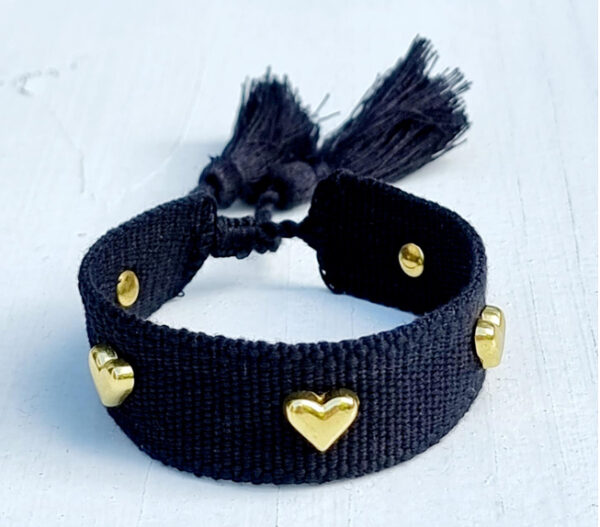 Bohemian black geweven armband met hartjes